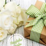 Роденденска честитка